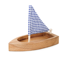قایق چوبی با چوب راش